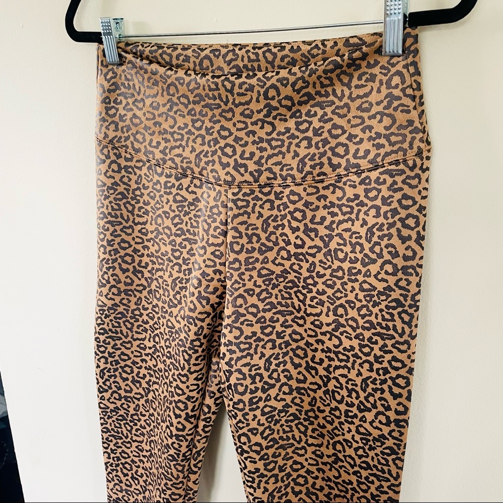 Leopard Foil Print Runway Leggings - Picture 6 of 11